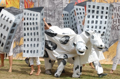 Bread & Puppet perform Sun., Aug. 31st